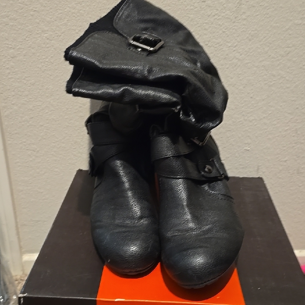 Black Leather Boots with Buckle Detail